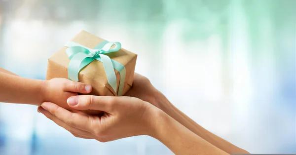 The Gap Between Corporate Clients And Gifting Vendors